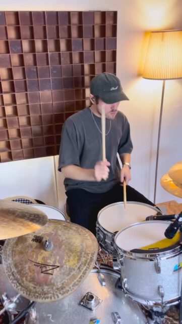 Recording for new @wirsindfindling music 🥁✨
No chops though, sorry. 

#drums #recording #studio #drumrecording #drummersofinstagram #music #beat