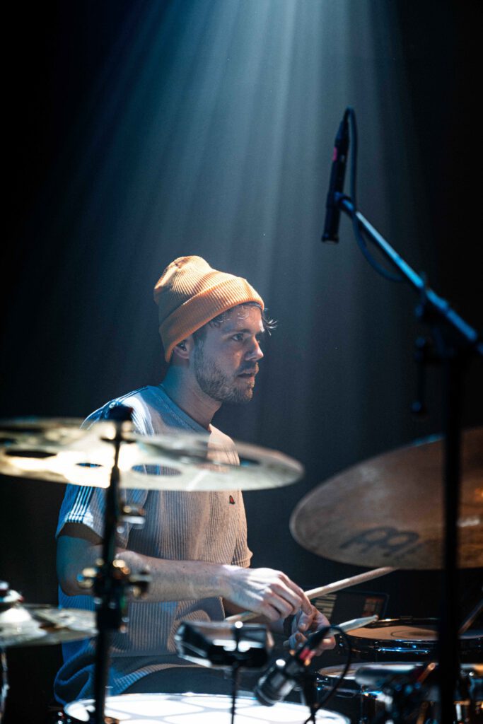 Julian Braun bei einem Live-Konzert. Foto von Jonas Wenkemann.