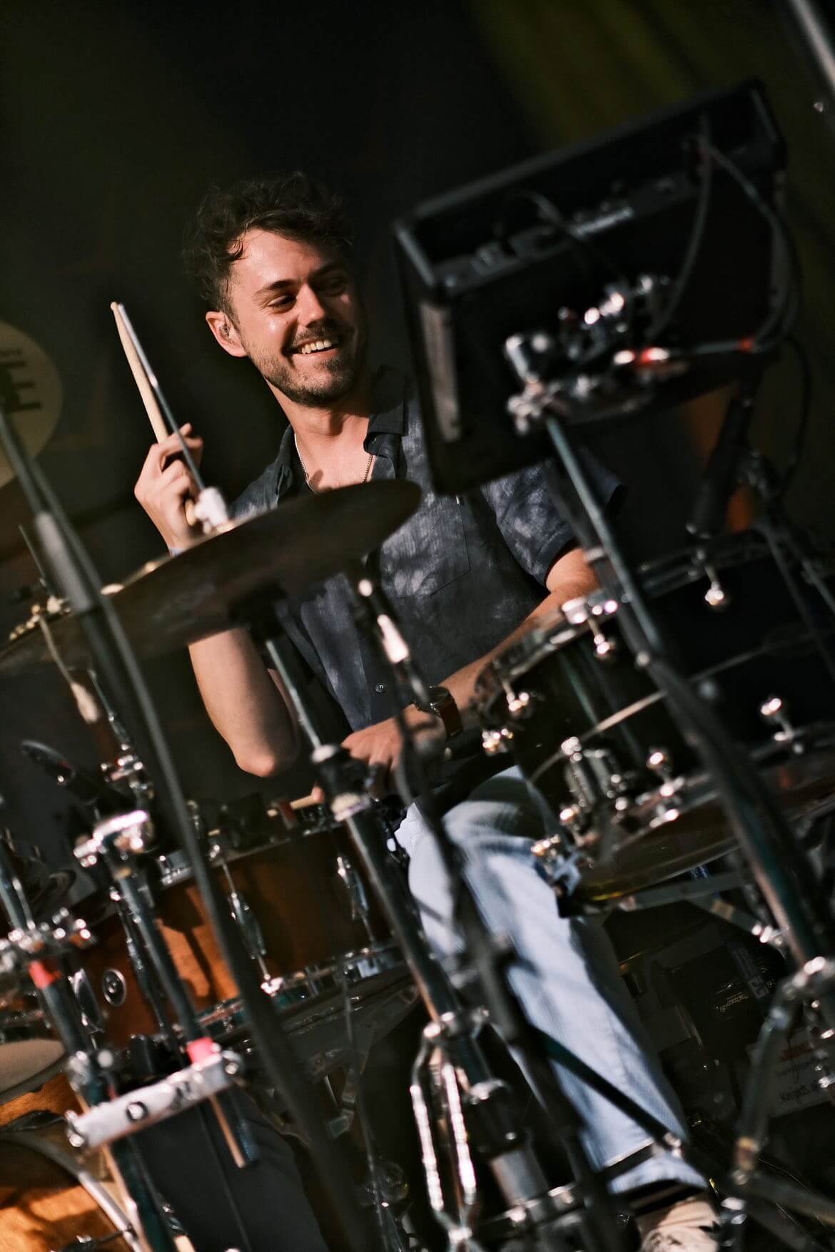 Julian Braun bei einem Live-Konzert. Foto von Peters Pixels.